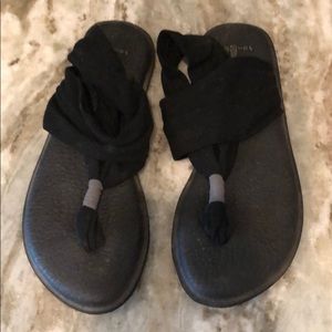Sanuk sandals